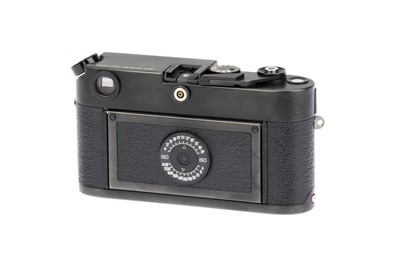 Lot 38 - A Leica M6 0.72 Rangefinder Body