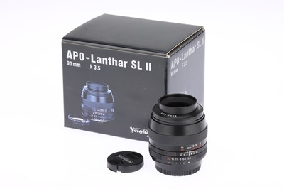 Lot 147 - A Voigtlander APO-Lanthar SL II f/3.5 90mm Lens