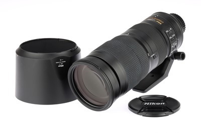 Lot 151 - A NIkon AF-S Nikkor VR ED f/5.6 200-500mm Lens