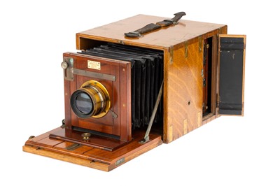 Lot 270 - An Unusual & Interesting Quarter Plate Detective / Folding Camera