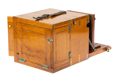 Lot 270 - An Unusual & Interesting Quarter Plate Detective / Folding Camera