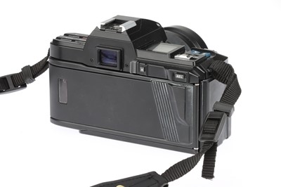 Lot 378 - A Minolta 7000 AF 35mm SLR Camera with Lenses