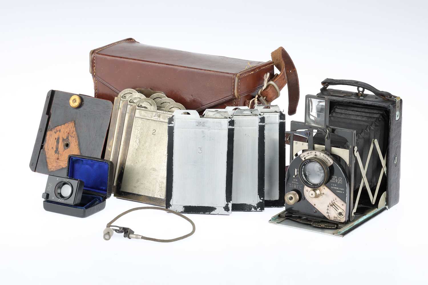 Lot 313 - A Newman & Guardia New Special Sibyl Folding Camera