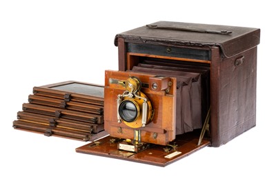 Lot 194 - A Kodak Improved Folding No.5 'Satchel Style' Camera