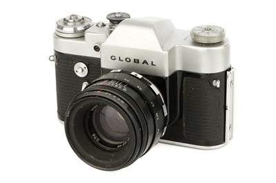 Lot 285 - A Krasnogorsk 'Global' SLR Camera