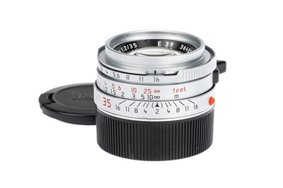 Lot 50 - A Leitz Summicron-M f/2 35mm Pre-ASPH Lens