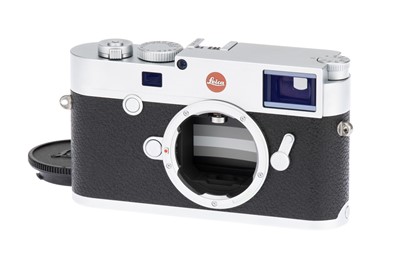 Lot 43 - A Leica M10 Digital Rangefinder Body
