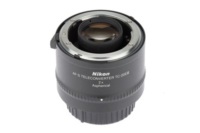 Lot 126 - A Nikon AF-S Teleconverter TC-20E III 2x Aspherical