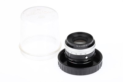 Lot 134 - A Nikon Nikkor-P f/2 105mm Lens