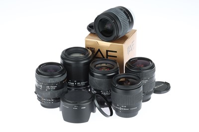 Lot 136 - A Collection of Nikon Zoom Lenses