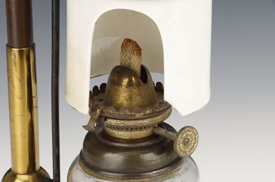 Lot 117 - Microscope Oil Lamp