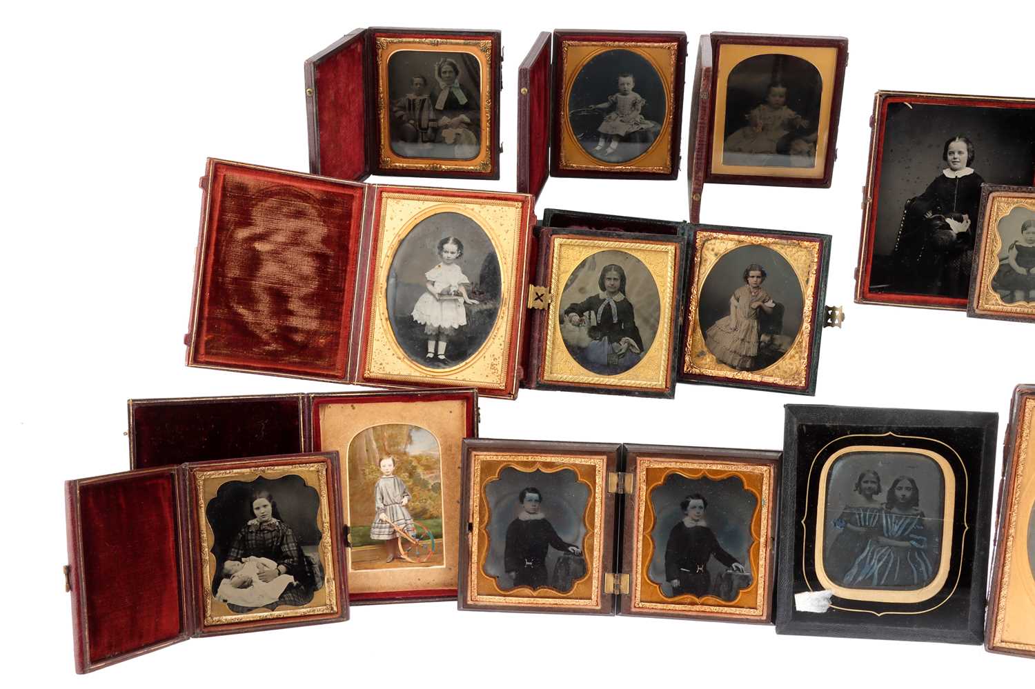 Lot 34 - Large Collection of Ambrotypes of Children