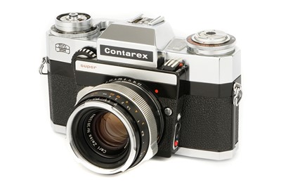 Lot 299 - A Zeiss Ikon Contarex Super SLR Camera