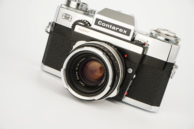 Lot 299 - A Zeiss Ikon Contarex Super SLR Camera