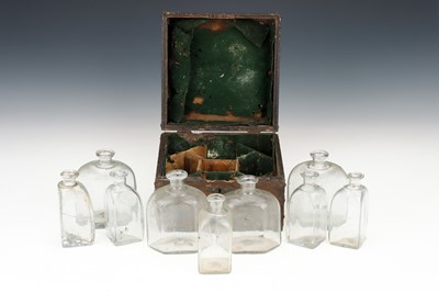 Lot 9 - An Early 18th Century Continental Medicine Chest
