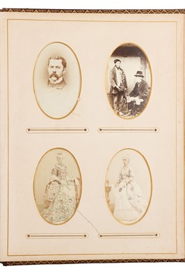 Lot 117 - 4 Carte de Visite Albums