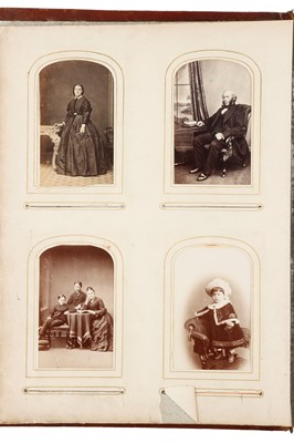 Lot 117 - 4 Carte de Visite Albums