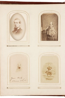 Lot 117 - 4 Carte de Visite Albums