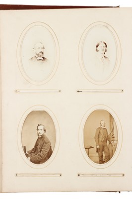 Lot 117 - 4 Carte de Visite Albums