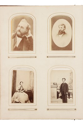 Lot 117 - 4 Carte de Visite Albums