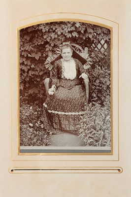 Lot 117 - 4 Carte de Visite Albums