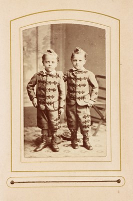 Lot 98 - 6 Carte de Visite Albums