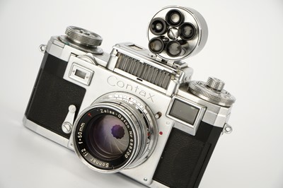 Lot 303 - A Zeiss Ikon Contax IIIa Rangefinder Camera