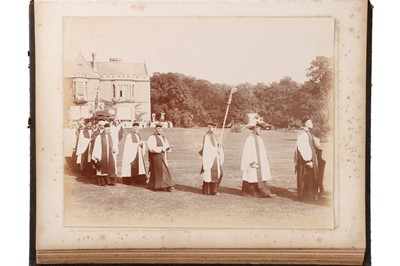 Lot 104 - Collection of 6 Photograph Albums