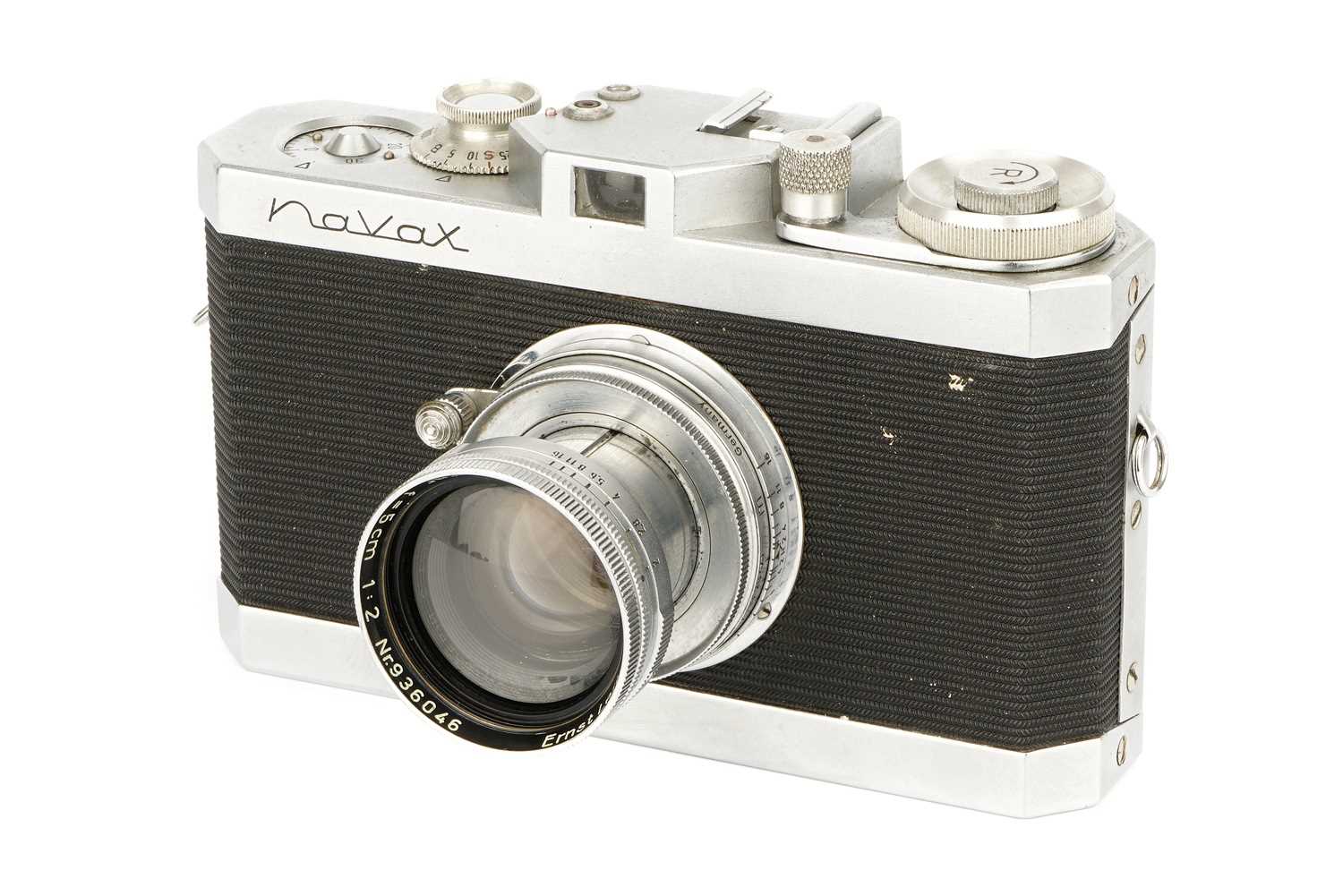 Lot 305 - An INA-Werk Navax Camera