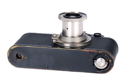 Lot 11 - A Leica II Rangefinder Camera