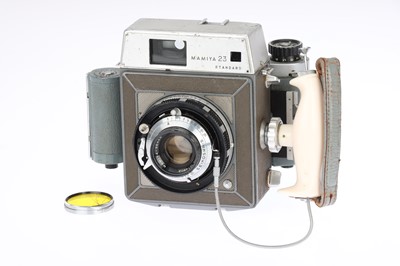 Lot 241 - A Mamiya 23 Standard Rangefinder Press Camera