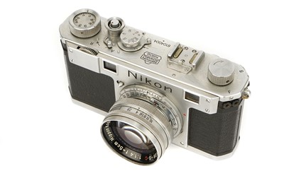 Lot 312 - A Nikon S Rangefinder Camera