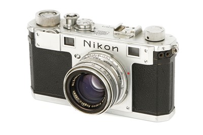 Lot 313 - A Nikon S Rangefinder Camera