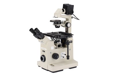 Lot 590 - Nikon Diaphot Phase Contrast DIC Microscope & 4 x Objectives