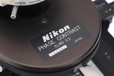 Lot 590 - Nikon Diaphot Phase Contrast DIC Microscope & 4 x Objectives