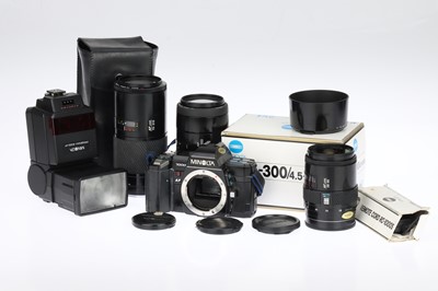 Lot 206 - A Minolta 7000 35mm SLR Camera Outfit