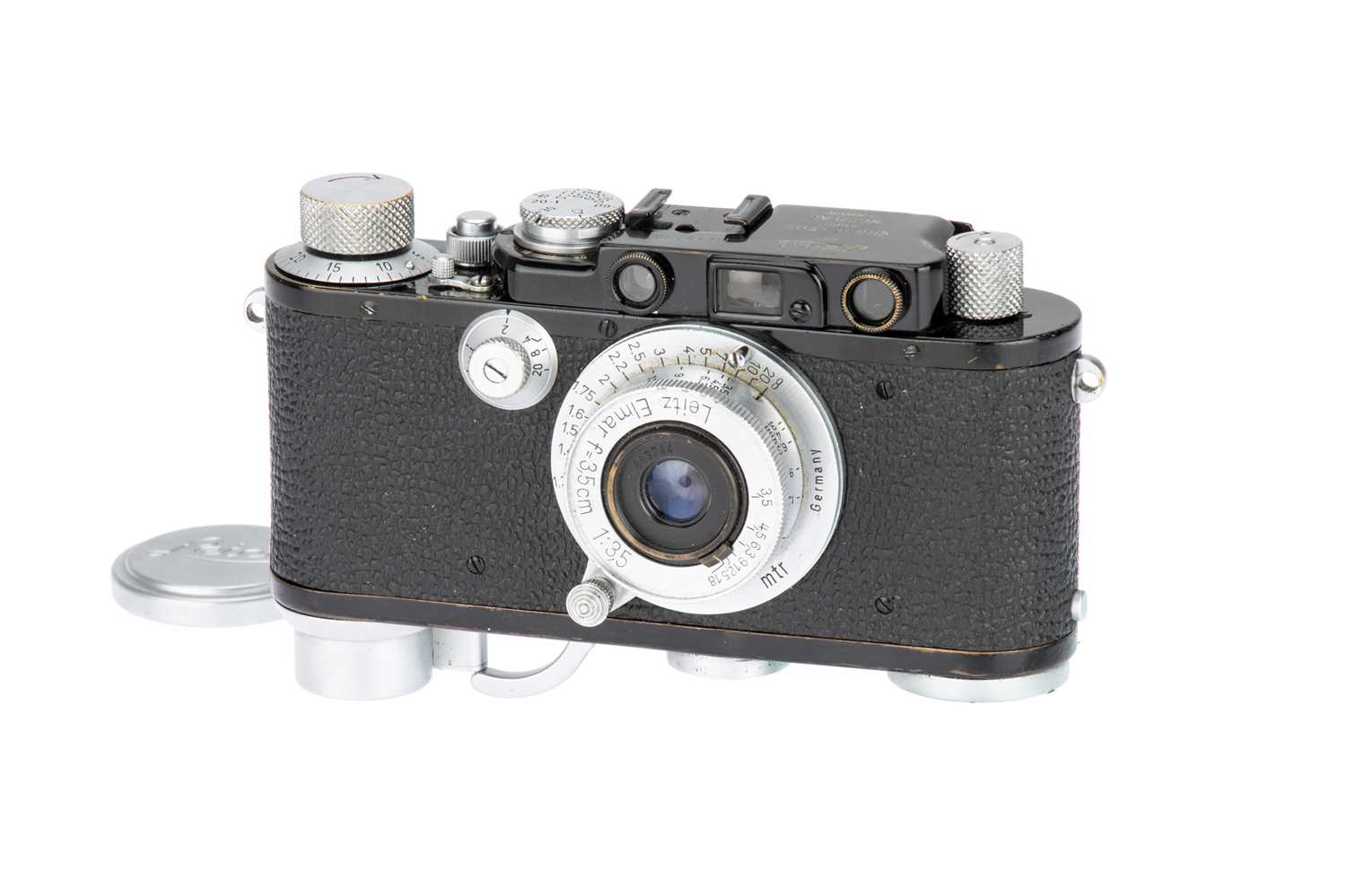 Lot 3 - A Leica IIIc Rangefinder Camera