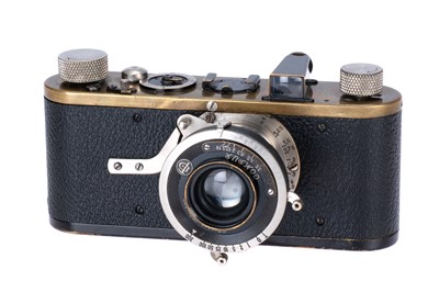 Lot 3 - A Leica Ib Compur Camera