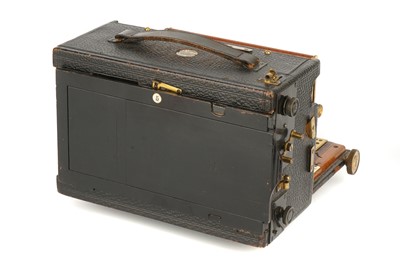 Lot 331 - A J. Lizars Challenge Stereo Camera