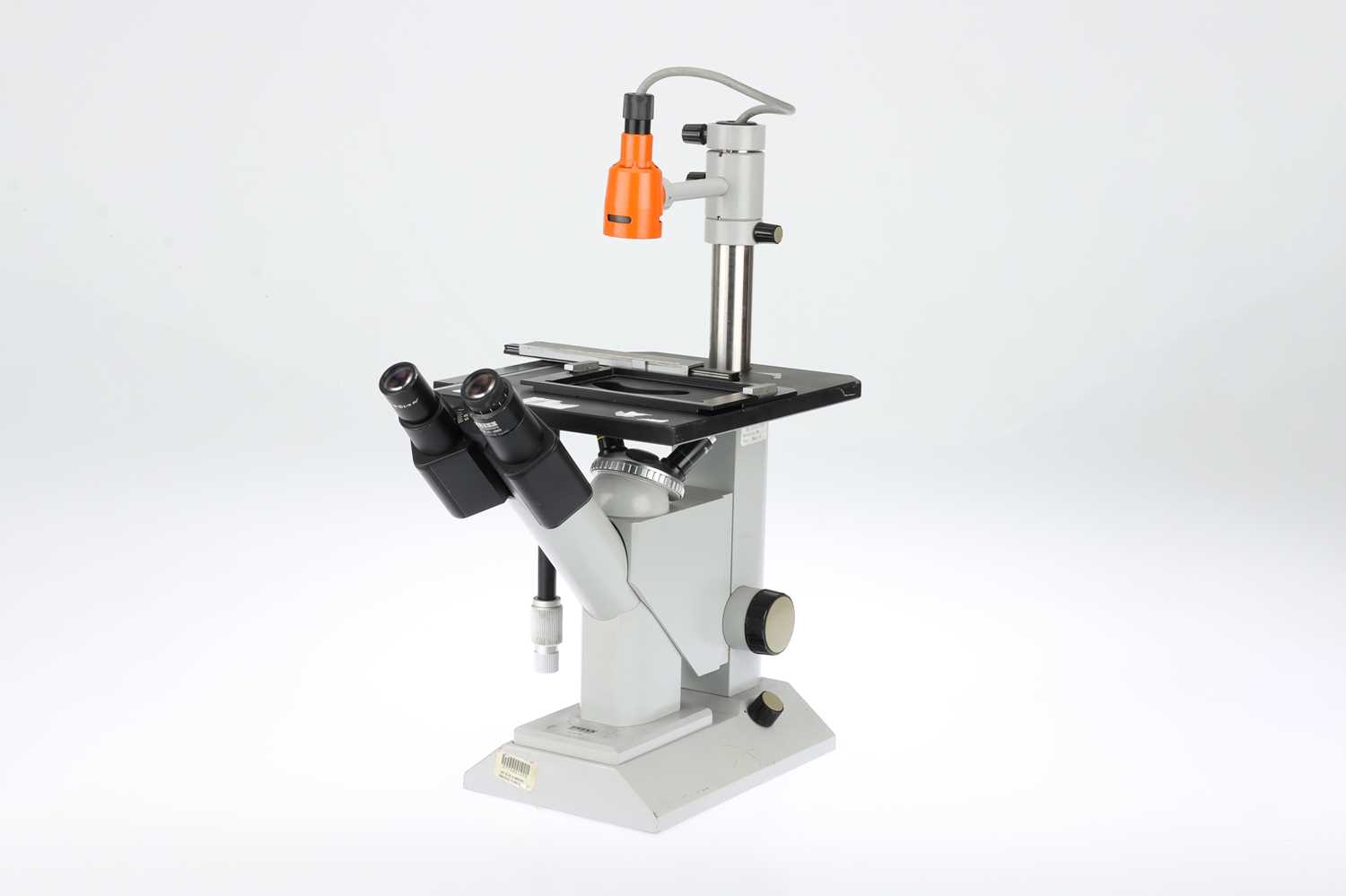 Lot 587 - Zeiss Inverted Binocular Microscope