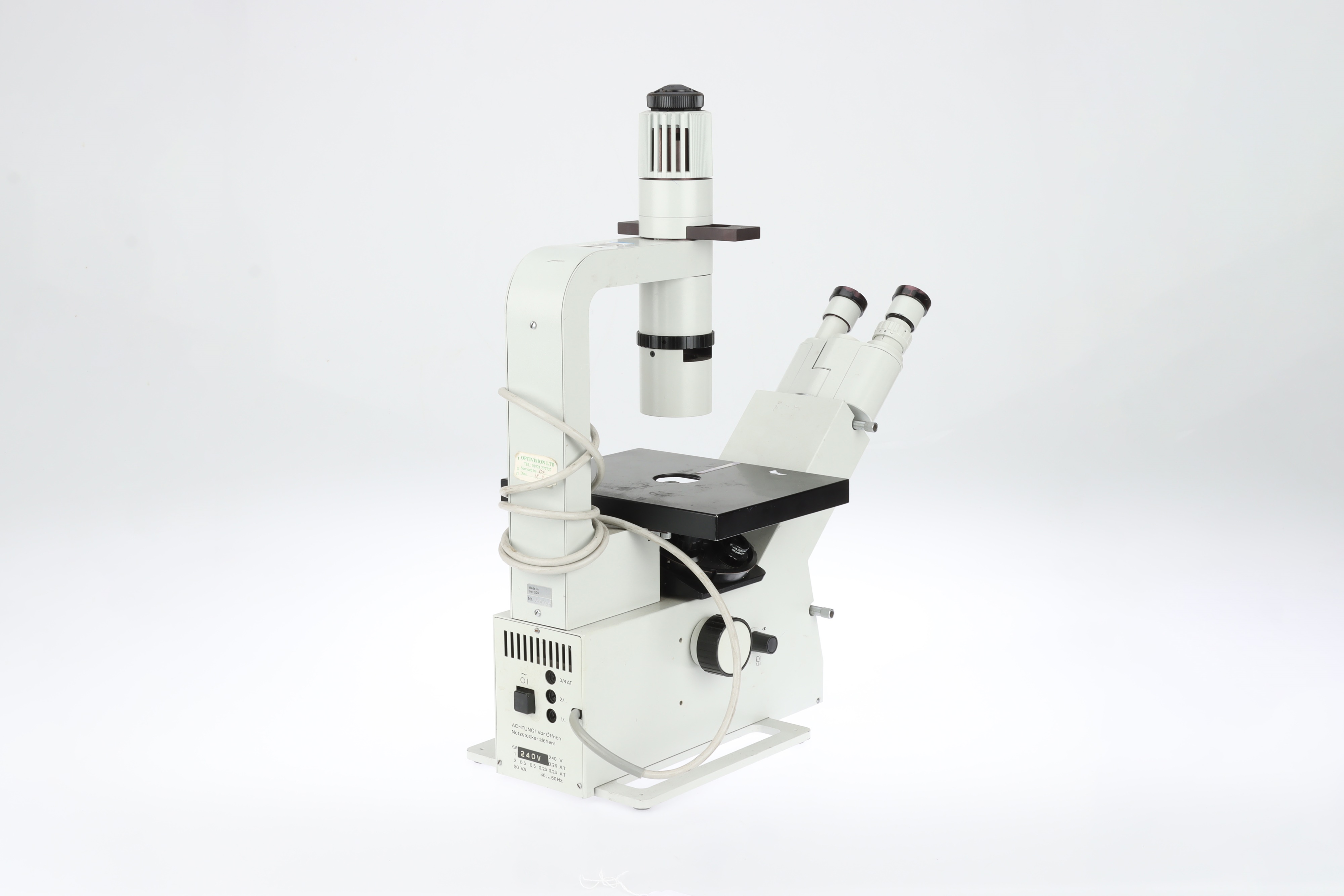 Zeis Inverted Microscope Lot 588 - Zeiss Inverted Binocular Microscope With