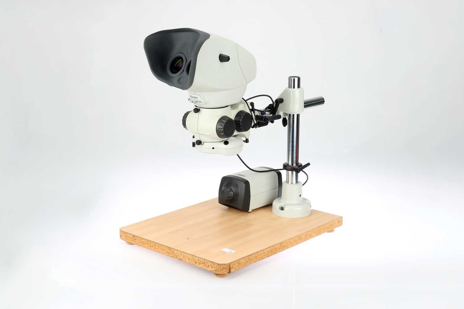 Lot 609 - Vision Engineering Cobra Binocular Microscope