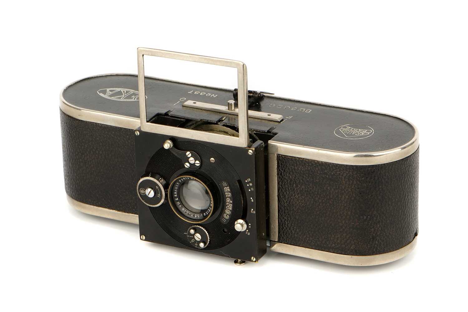 Lot 333 - A Krauss Eka Camera