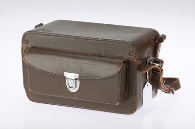 Lot 55 - * A Leica Outfit Case