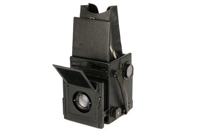 Lot 339 - A Soho Reflex Camera