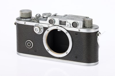 Lot 14 - A Leica III 35mm Rangefinder Camera