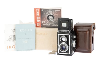 Lot 164 - A Zeiss Ikon Ikoflex Ia 845/16 Medium Format TLR Camera