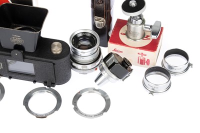 Lot 76 - A Selection of Leitz Leica Camera Accessories