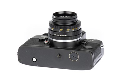 Lot 59 - A Leica Leicaflex SL2 SLR Camera