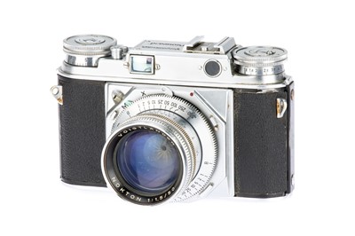 Lot 133 - A Voigtlander Prominent Rangefinder Camera